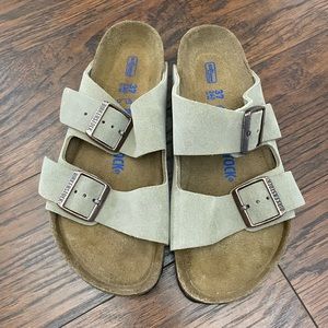 Birkenstock Arizona Suede Sandals Size 37. New, but no tag or box.